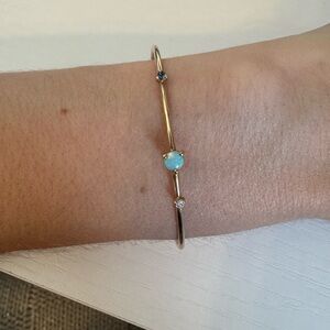 Wwake 3-stone opal cuff